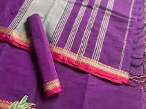 বাংলার তাঁতের শাড়িতে এবার শিল্পসৃষ্টি ফুটিয়ে তুলে বিদেশিদের মনজয়ের চেষ্টা