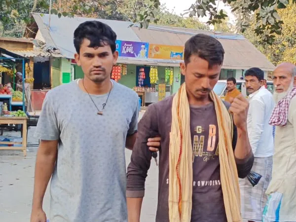 সিভিক ভলেন্টিয়ারের দাদাগিরি, অভিযুক্তদের ক্লোজ করা হল পুলিস লাইনে