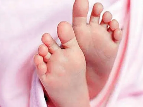 হাসপাতালে ফেলে যাওয়া শিশুকন্যার ঠাঁই হল হোমে