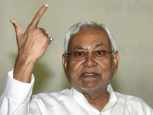 রাবড়ি প্রসঙ্গ টেনে লালুকে ঘুরিয়ে আক্রমণ নীতীশের