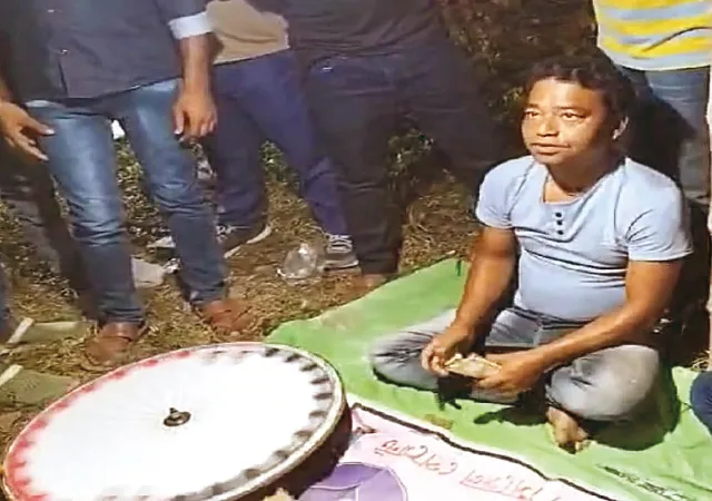 বীরনগরের মেলায় প্রকাশ্যে জুয়াখেলা! ভাইরাল ভিডিও