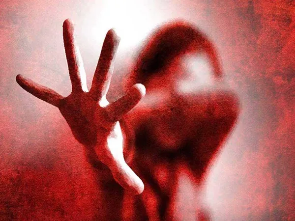 গাজোলে ছাত্রীকে ধর্ষণের অভিযোগ শিক্ষকের বিরুদ্ধে, চাঞ্চল্য