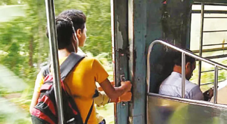 আজ-কাল বনগাঁ লাইনে বাতিল ১০ লোকাল ট্রেন