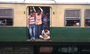 হাওড়া-বর্ধমান শাখায় আজ বাতিল ১১টি লোকাল ট্রেন