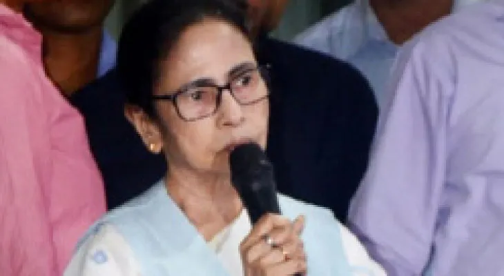কলকাতা-হিথরো সরাসরি বিমান পরিষেবা চালুর উদ্যোগ, লন্ডন থেকেই বাংলায় নজর মমতার