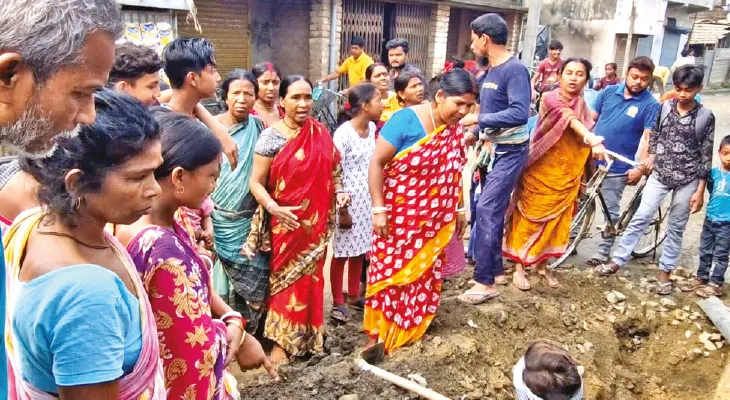 পাইপলাইনের কাজ শুরু হতেই ফের বিক্ষোভ