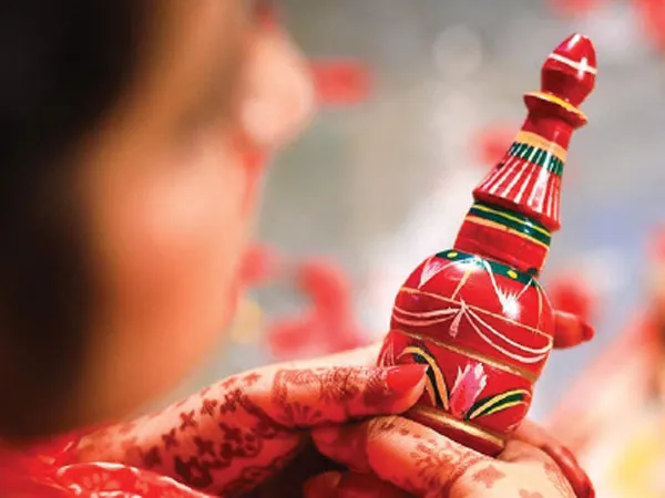 পাত্রী চাই,