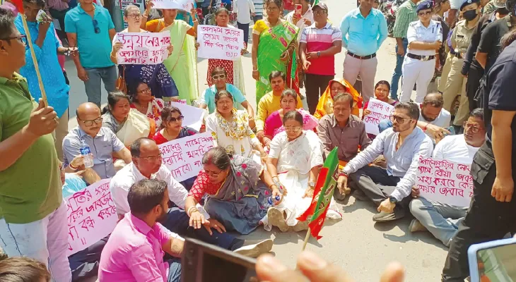 দলকে না জানিয়ে পুরসভা অভিযান করে বিতর্কে পদ্ম বিধায়ক শিখা