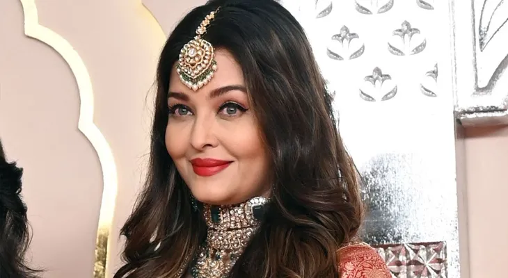 গাড়ি দুর্ঘটনার খবর গুজব, সম্পূর্ণ নিরাপদে রয়েছেন ঐশ্বর্য