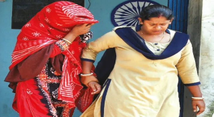 পেঁয়াজের মধ্যে সিমকার্ড রেখে জেলে পাচারের চেষ্টা, ধৃত মহিলা