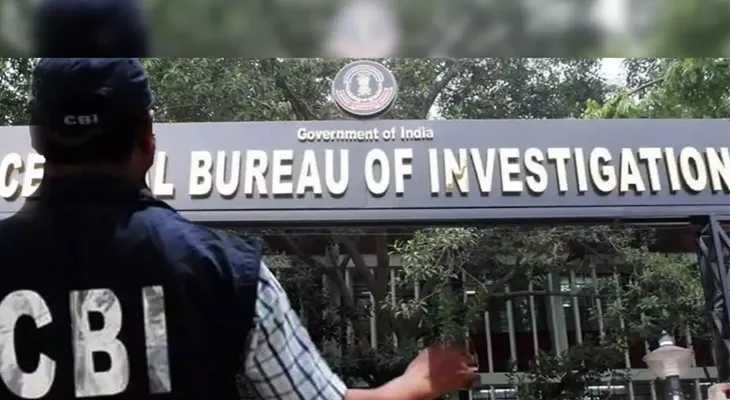 সিবিআই অফিসার পরিচয়ে ৩৩ লক্ষের সোনা লুট শহরে