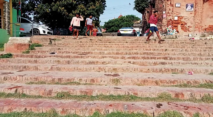 মধু কবির স্তোত্র পাঠ