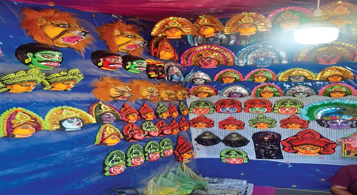 মুখোশ গ্রাম চড়িদা