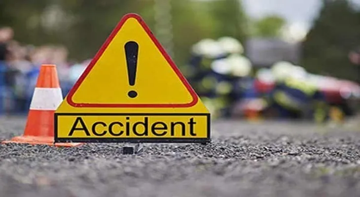 সাত সকালেই শহরে পথ দুর্ঘটনা, জখম ২