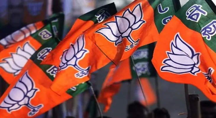 আগামী কাল, বুধবার লোকসভায় উপস্থিত থাকতেই হবে দলের সব সাংসদকে, হুইপ জারি করল বিজেপি