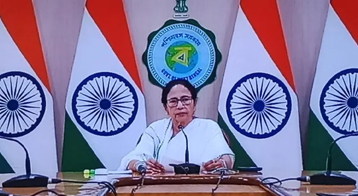 নির্বিঘ্নেই মিটেছে ঈদ, শান্তিতেই পালিত হোক রামনবমীও: মমতা