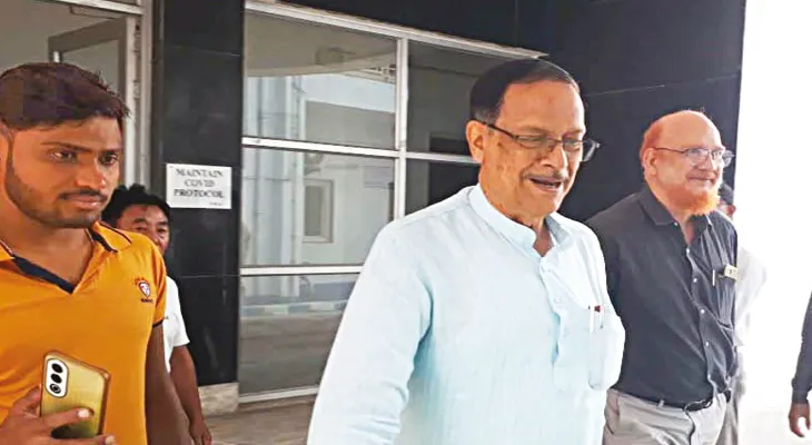 পাহাড়ে চা শ্রমিকদের বোনাস মিটিং নিষ্ফলা উত্তরবঙ্গের ক্ষুদ্র বাগান সেচ ও বিমার আওতায় আনার দাবি মালিকপক্ষের