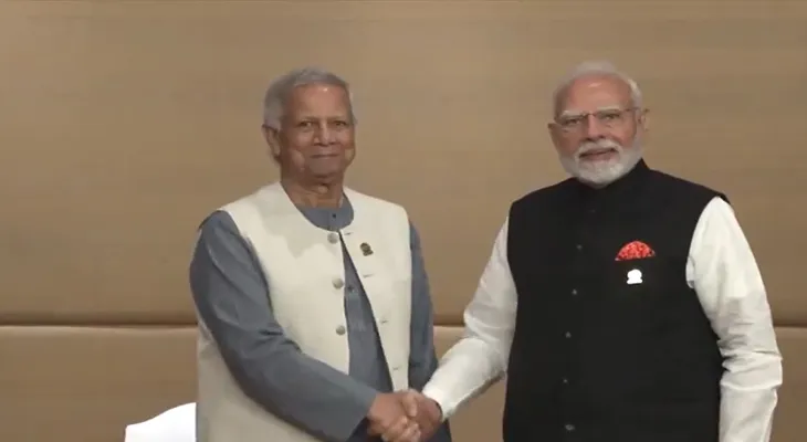 থাইল্যান্ডে বাংলাদেশের তত্ত্বাবধায়ক সরকারের প্রধান উপদেষ্টা মহম্মদ ইউনুসের সঙ্গে দেখা করলেন ভারতের প্রধানমন্ত্রী নরেন্দ্র মোদি