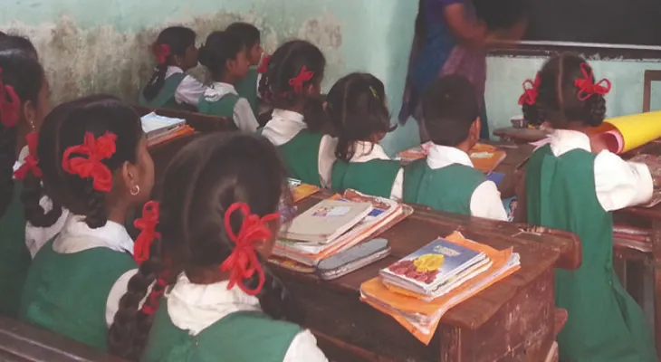সুপ্রিম রায়ে ঝাড়গ্রামের একাধিক স্কুলে পঠনপাঠন নিয়ে অচলাবস্থা