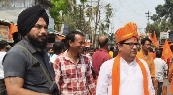 রামনবমীর মিছিলে হঠাৎ উদয় ময়নাগুড়ির পদ্মবিধায়ক কৌশিকের