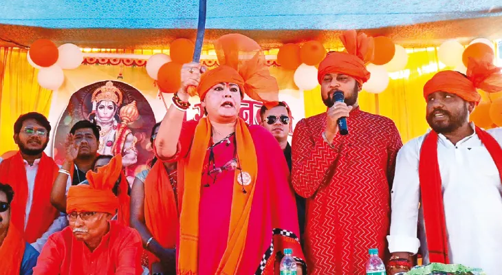 দুই বর্ধমানে রামনবমী পালনে শোভাযাত্রা, গেরুয়া হিন্দুত্ব ম্লান, রামে আধিপত্য তৃণমূলের