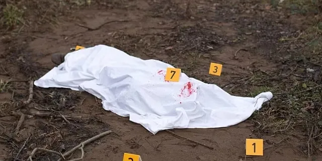 মুর্শিদাবাদের রেজিনগরে অজ্ঞাত পরিচয় ব্যক্তির ক্ষতবিক্ষত দেহ উদ্ধার