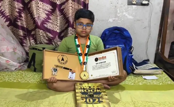 তিন মিনিটে কম্পিউটার গেম বানিয়ে ইন্ডিয়া রেকর্ডসে কালিয়াগঞ্জের আর্চক