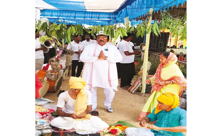 জয়পুরের মদনমোহনপুরে রাধাদামোদর ও লোকনাথ মন্দিরের ভিত্তিপ্রস্তর স্থাপন