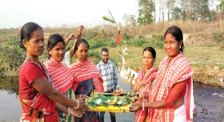 তিস্তাবুড়ি পুজোয় মিশে গিয়েছে উত্তরের জেলার বহু জনগোষ্ঠী
