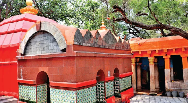 কল্যাণেশ্বরী মন্দিরে শামিয়ানা, নববর্ষে ঘাঘরবুড়িতে ভক্তরা পাবেন ঠান্ডা শরবত