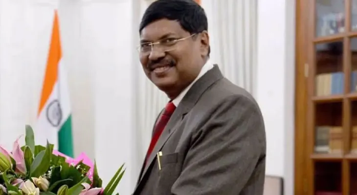 দেশের পরবর্তী প্রধান বিচারপতি বি আর গাভাই