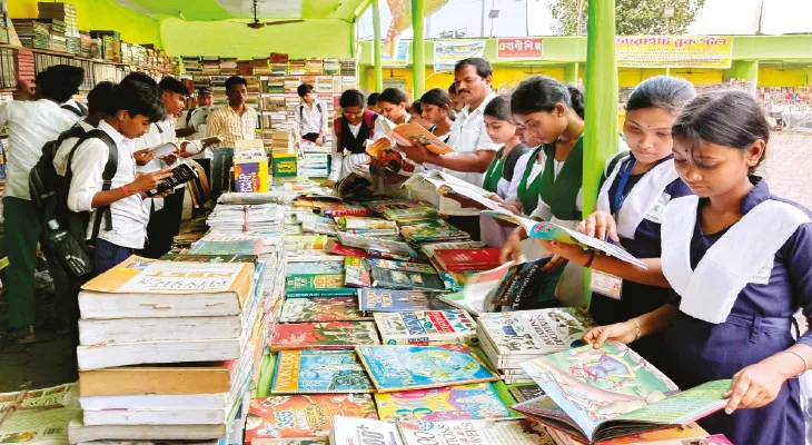 হলদিয়া বইমেলার আকর্ষণ পানপাতা আয়ুর্বেদিক চা