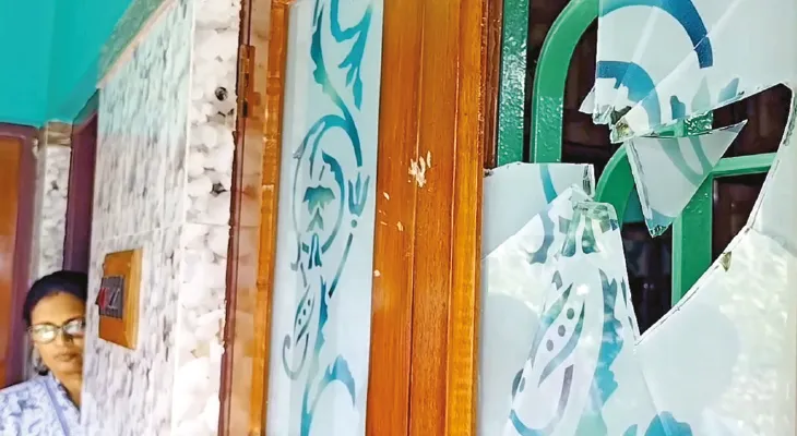 যাদবপুরের বিজেপির নেতার বাড়িতে হামলার অভিযোগ