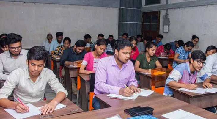 পরীক্ষায় ওএমআর শিটের সঙ্গে কার্বন পেপার, সংরক্ষণ ৩ বছর
