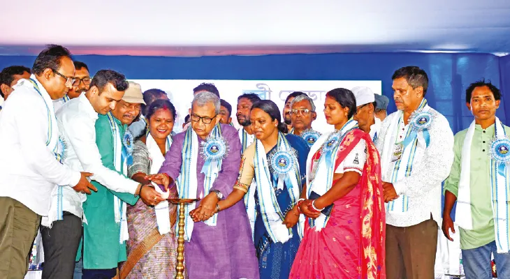রাজ্য সরকারি কর্মচারী ফেডারেশন ঝাড়গ্রাম জেলা কমিটির প্রথম সম্মেলন