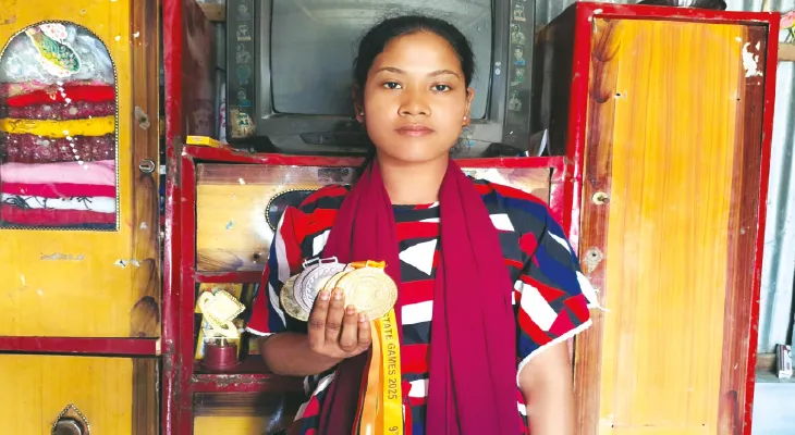 রাজ্য উশুতে সোনা মাথাভাঙার হানিফা খাতুনের