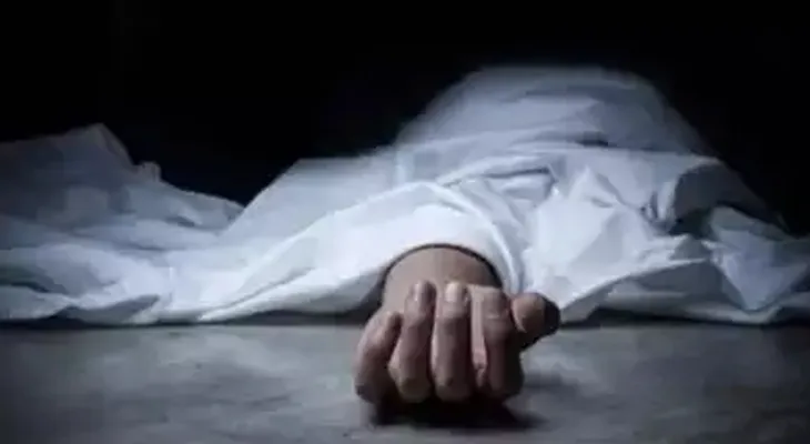 শ্যামপুরে এলোপাথারি কোপে গৃহবধূর মৃত্যু