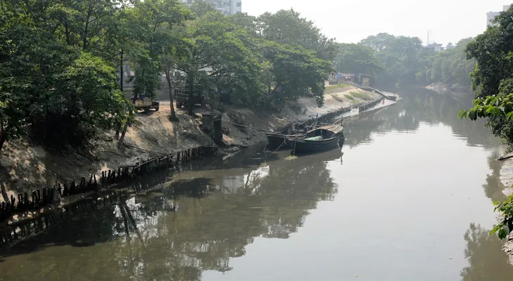 কামালগাজি থেকে দক্ষিণ শাসন বাইপাস, আদি গঙ্গার ধার থেকে দখলদার সরিয়ে বেড়া দেওয়ার কাজ শুরু