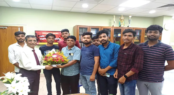 যোগদা সৎসঙ্গ পালপাড়া কলেজে জট কাটাতে উপাচার্যের দ্বারস্থ টিএমসিপি