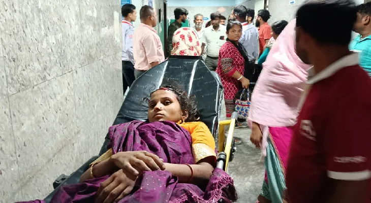 জলসা শুনতে যাওয়ার পথে দুর্ঘটনায় মৃত্যু টোটোর যাত্রীর