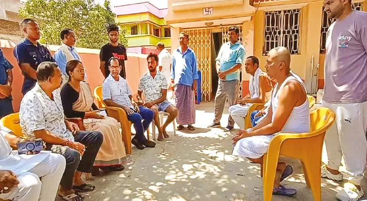 এখনও জ্ঞান হারাচ্ছেন মণীশের স্ত্রী বাড়িতে এলেন কেন্দ্রীয় মন্ত্রী