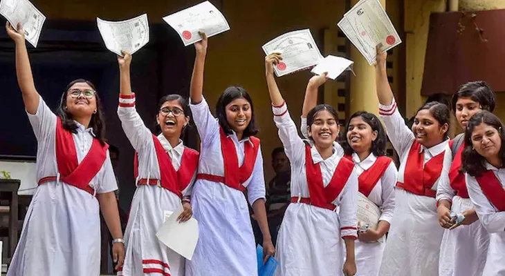 মাধ্যমিক ২০২৫: প্রথম ১০-এ ৬৬ জন পড়ুয়া, দেখুন পুরো মেধাতালিকা