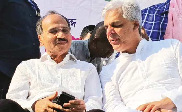 মোদি ও দিদি মানুষের প্রাণ বাঁচাতে ব্যর্থ, কটাক্ষ অধীরের