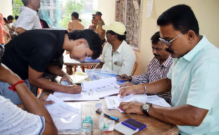 ১৬টি ক্লাবে সই সাড়ে তিনশোর বেশি ফুটবলারের, আত্মপ্রকাশ অগ্রগামীর