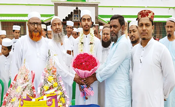 ইতিহাস নিয়ে পড়তে চায় আলিমে তৃতীয় ফারুক