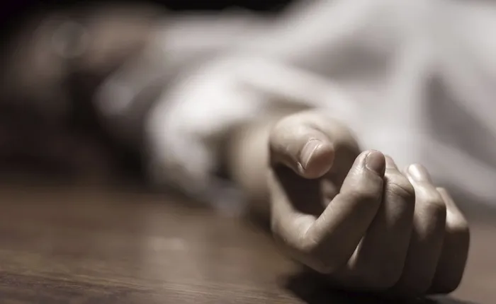 সার্ভে পার্কে যুবকের ঝুলন্ত দেহ উদ্ধার