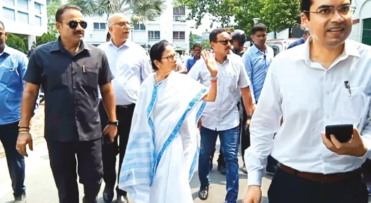 দু’-তিনজন ধর্মীয় নেতা‌ই গণ্ডগোল পাকাচ্ছে, বহরমপুরে বললেন মমতা