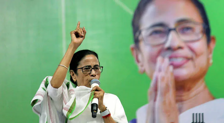 কে কী খাবে, কী পরবে, সেটা বিজেপি ঠিক করে দেবে? প্রশ্ন তৃণমূল নেত্রীর