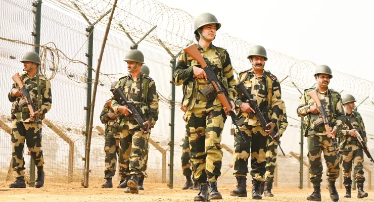সীমান্তে কড়া নজর বিএসএফের