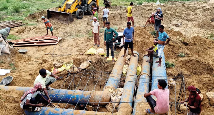ফাটল পাইপলাইন, দু’দিন ধরে নির্জলা থাকবে বাঁকুড়া
